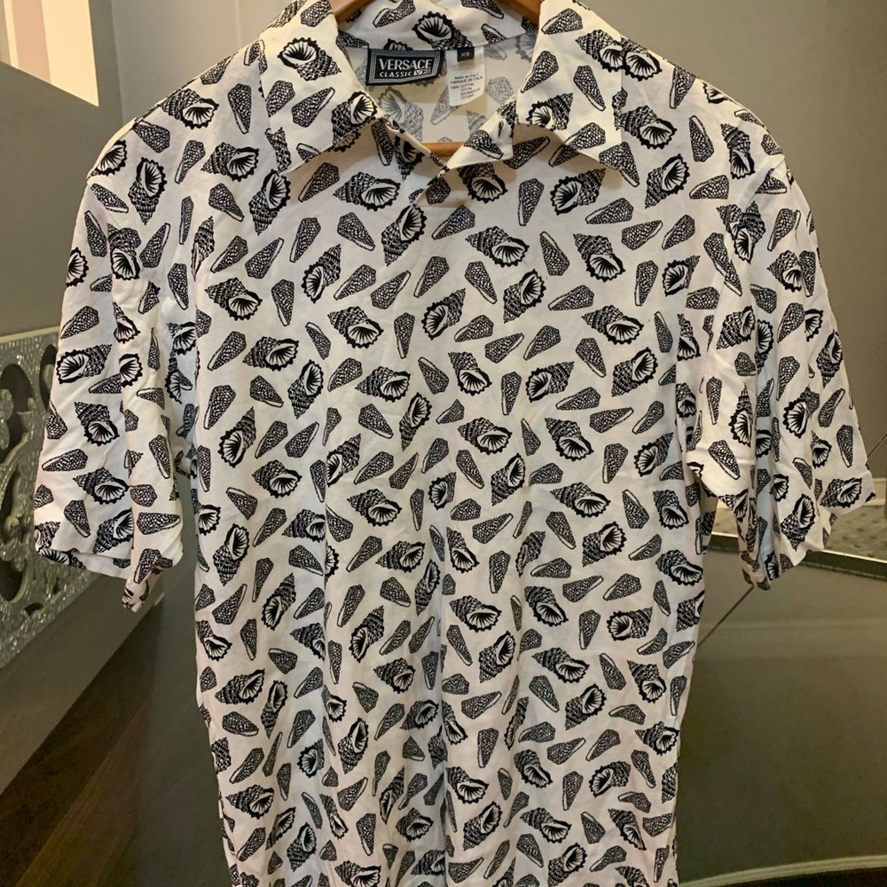 Versace sea shell polo